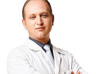 Пластический хирург Фуад Фархат: «Есть изменения, коррекция которых возможна лишь при радикальном подходе»
